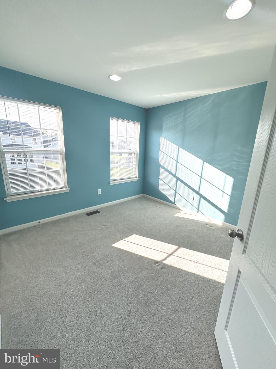 211 Arrowood Drive Smyrna, DE 19977 - Photo 20 of 22 a view of livingroom with window
