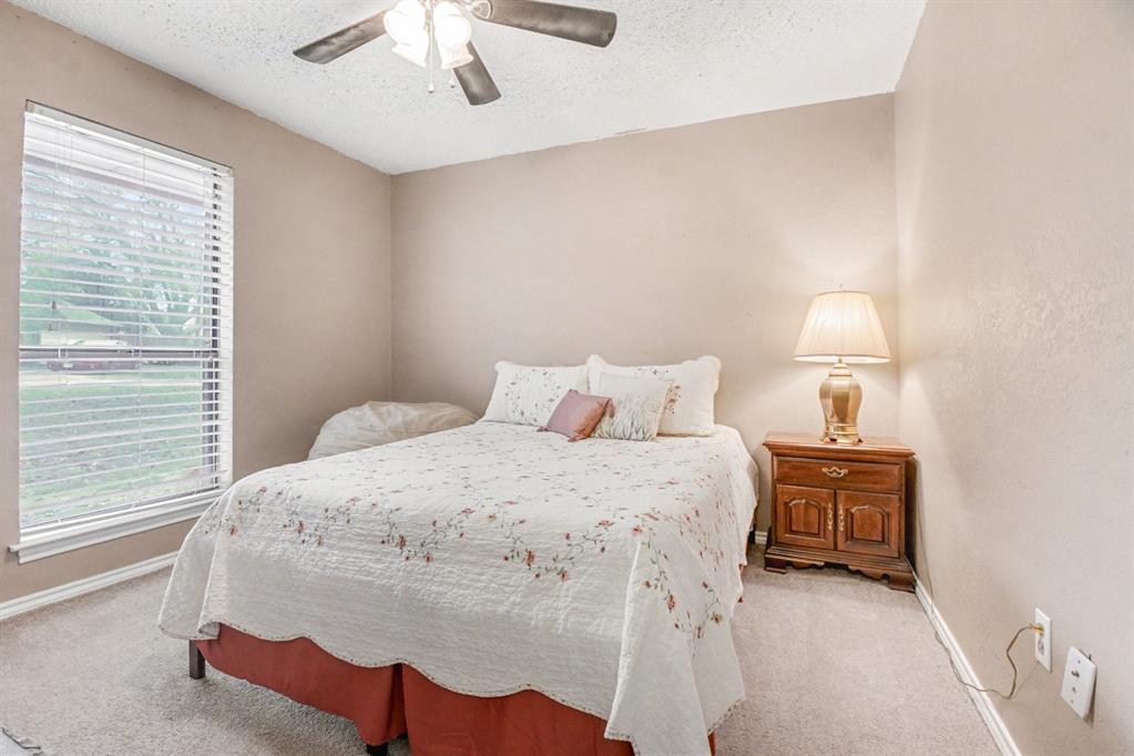 2257 Bolden Road Irving, TX 75060 - Photo 24 of 37