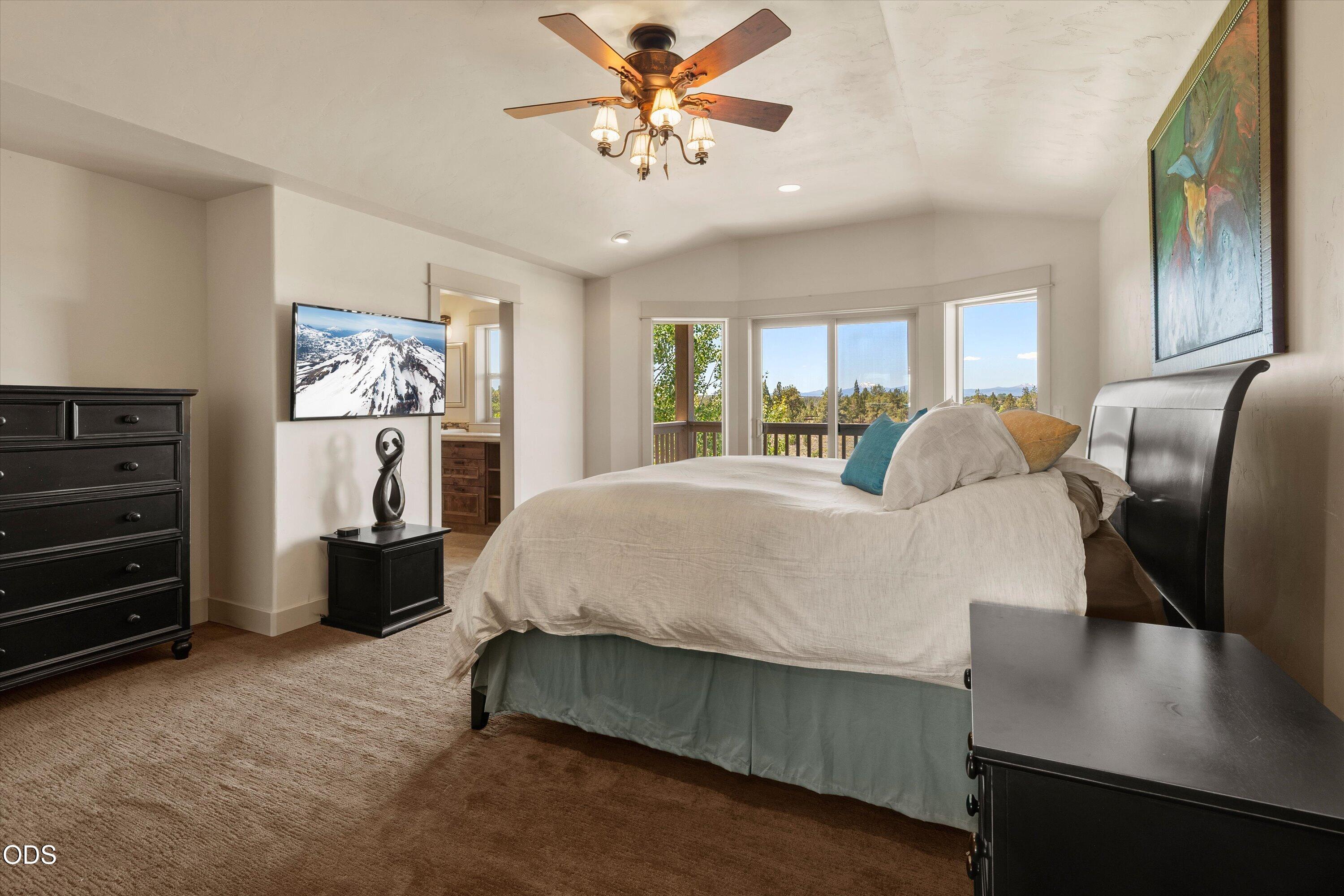 24442 Dodds Road Bend, OR 97701 - Photo 33 of 78 Gallery Image 33