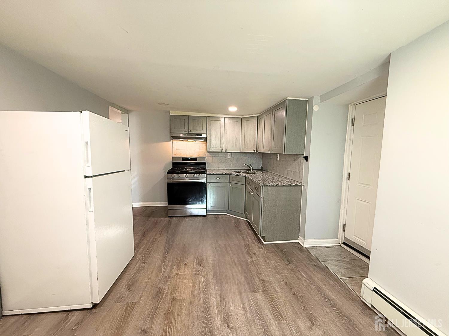 410 High Street, Unit 3 Perth Amboy, NJ 08861 - Photo 6 of 7