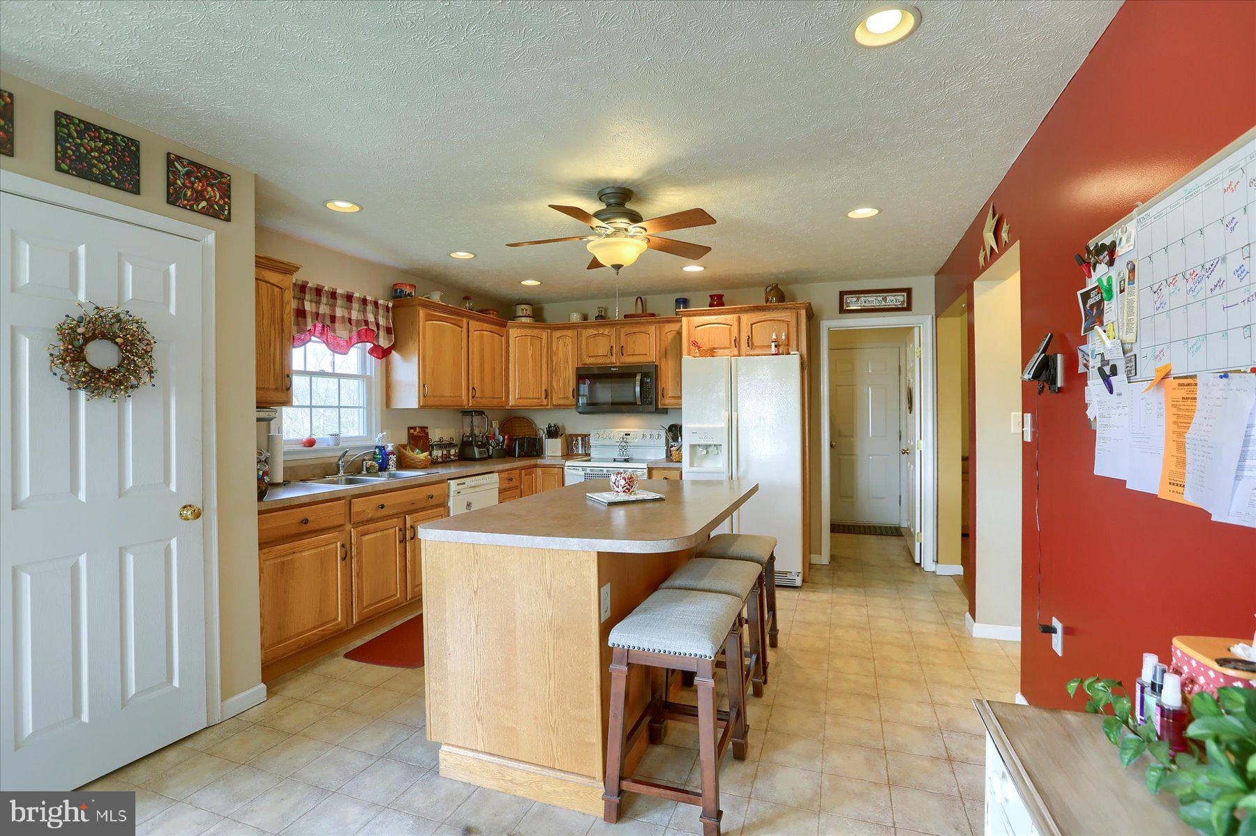 596 Evergreen Road New Bloomfield, PA 17068 - Photo 10 of 37 Gallery Image 10