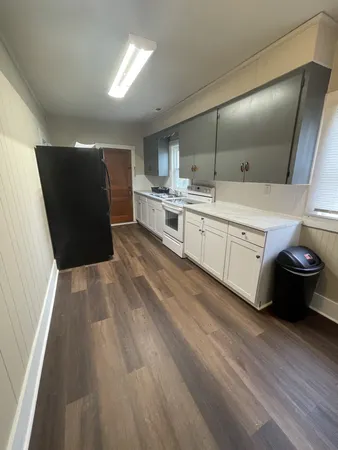 $1,000 | 302 West Decherd Street, Tullahoma, TN 37388
