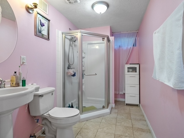 4206 Ridgeway Avenue Columbus, IN 47203 - Photo 16 of 30