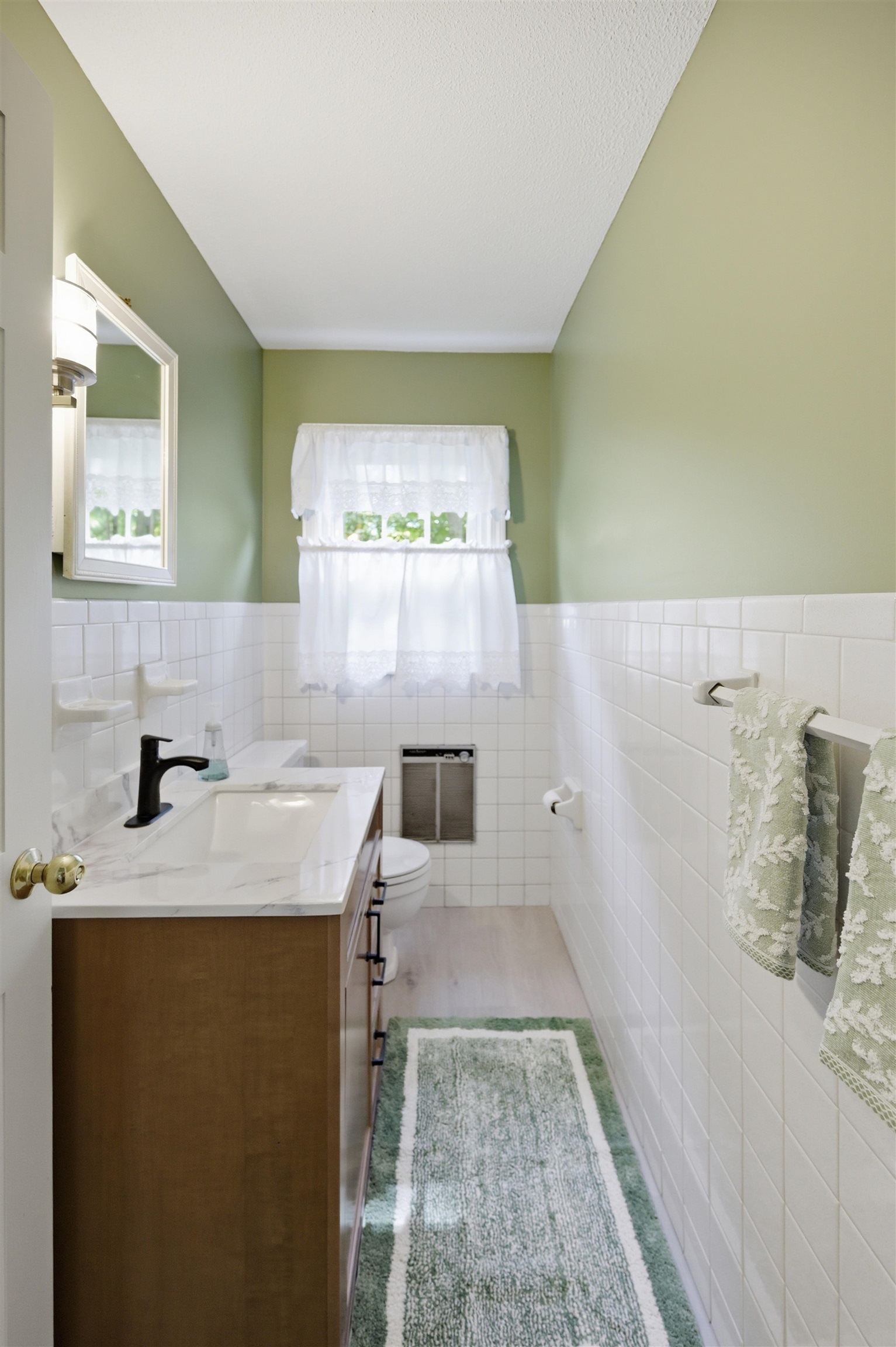 23 Rustic Lane Plaistow, NH 03865 - Photo 19 of 50
