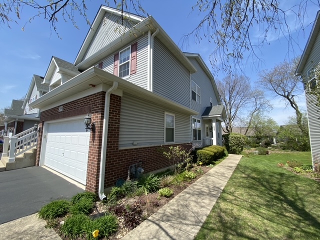 299 Ridge Road, Unit 299 North Aurora, IL 60542 - Photo 1 of 22