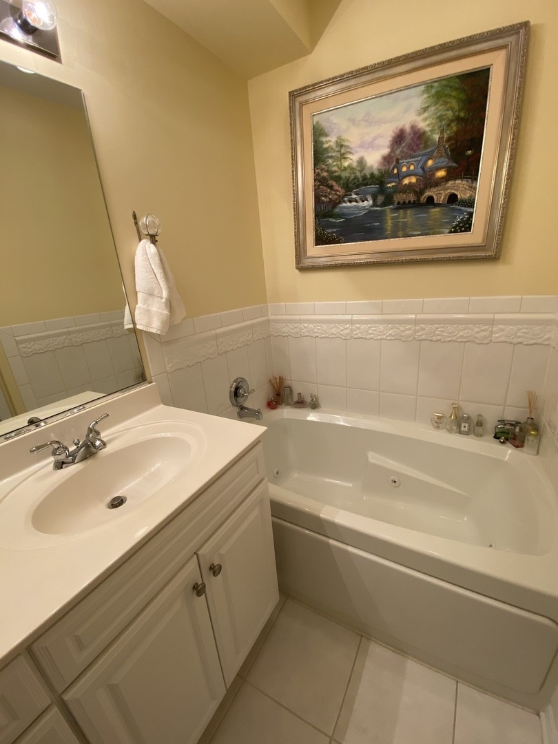 299 Ridge Road, Unit 299 North Aurora, IL 60542 - Photo 13 of 22