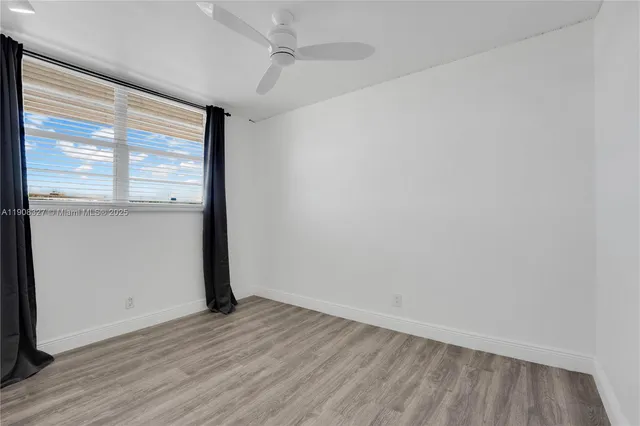 $190,000 | 4320 Washington Street, Unit 416, Hollywood, FL 33021