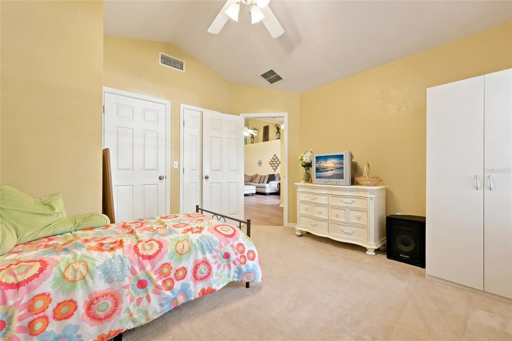 3052 Southwest 94th Street Gainesville, FL 32608 - Photo 19 of 35