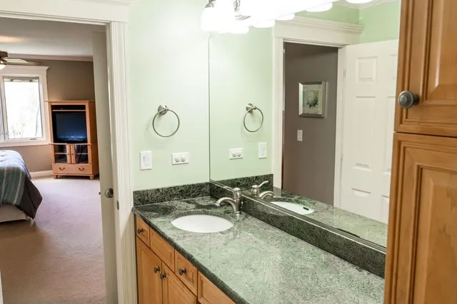 $650,000 | 1811 Rizzi Lane, Bartlett, IL 60103