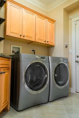 $650,000 | 1811 Rizzi Lane, Bartlett, IL 60103