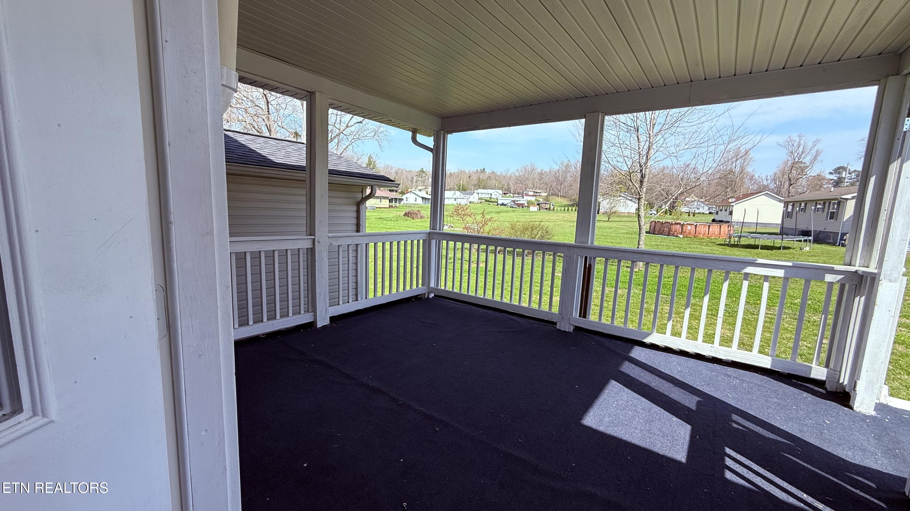 724 West 3rd Avenue Oneida, TN 37841 - Photo 31 of 31 IMG_5664