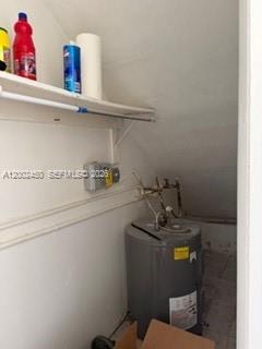 50 West 11th Street, Unit 1 Hialeah, FL 33010 - Photo 13 of 22 Inside the apartment