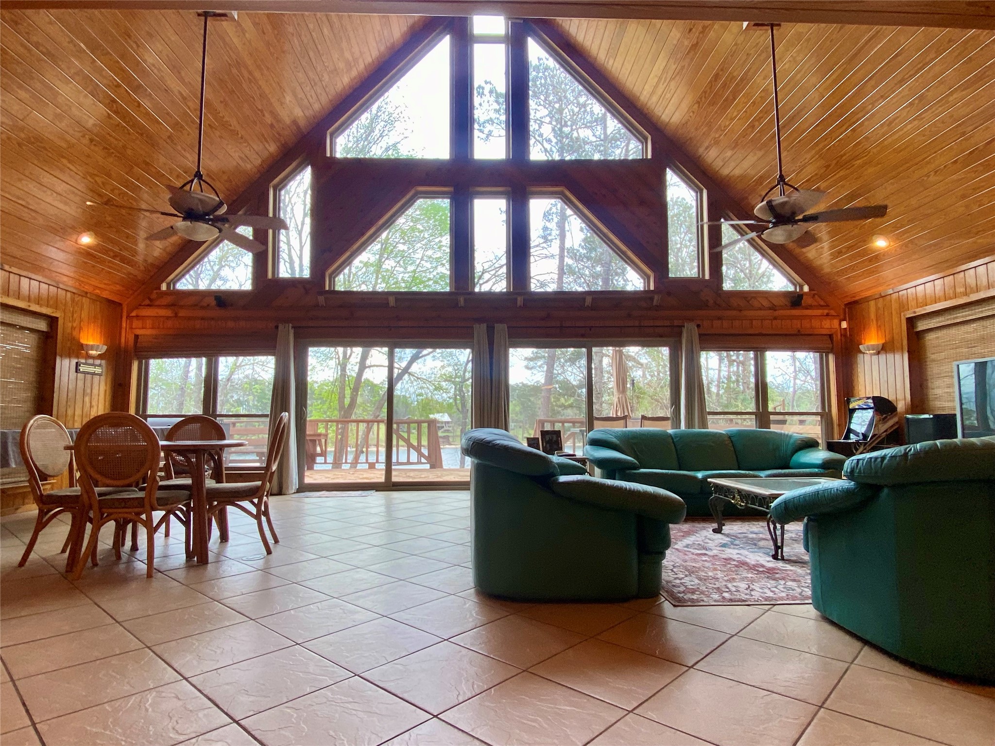173 Ridgecrest Drive Burkeville, TX 75932 - Photo 12 of 27 a view of a livingroom with furniture window and outside view