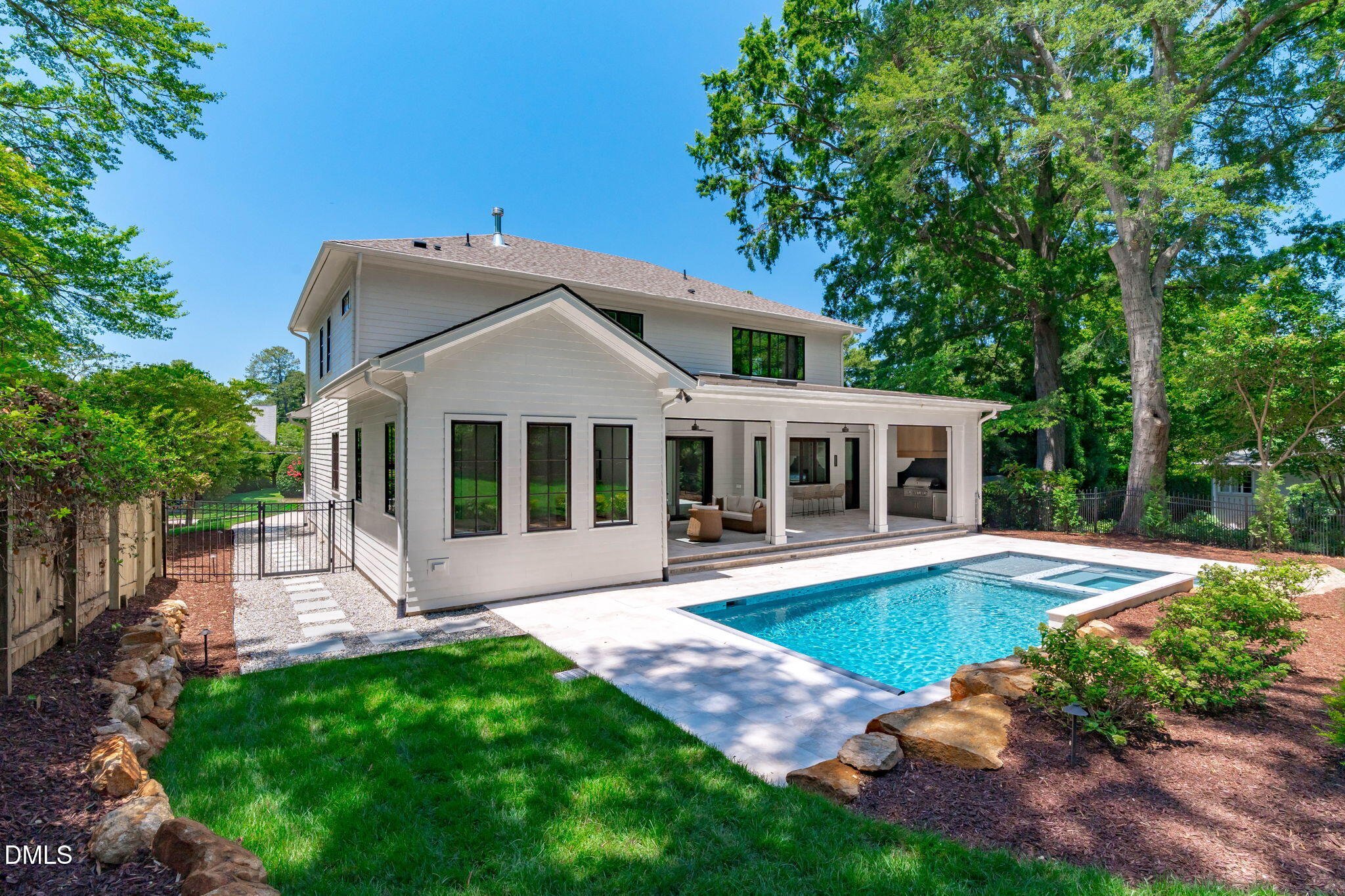 1718 Piccadilly Lane Raleigh, NC 27608 - Photo 54 of 60 B-5