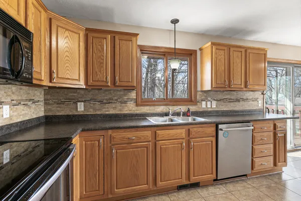 $399,900 | 12659 Riverview Terrace, Little Falls, MN 56345