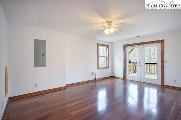 $469,000 | 140 Vixen Den Drive, Zionville, NC 28698