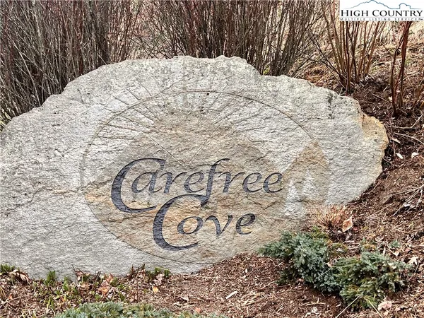 $469,000 | 140 Vixen Den Drive, Zionville, NC 28698