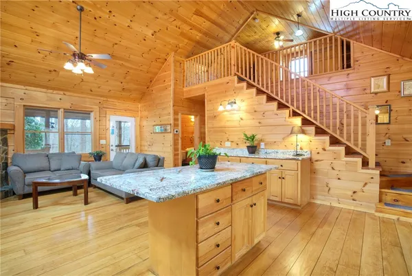 $469,000 | 140 Vixen Den Drive, Zionville, NC 28698
