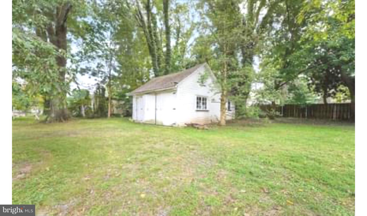 134 Hilldale Road Lansdowne, PA 19050 - Photo 6 of 19