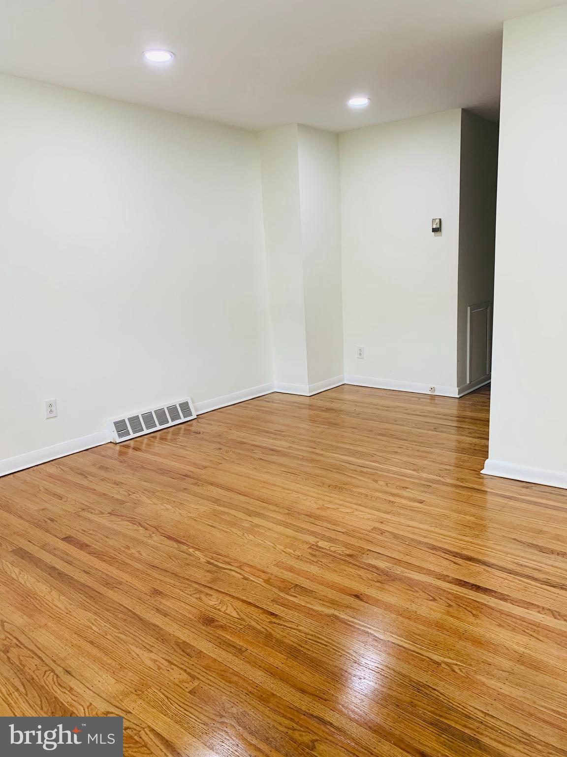 7329 Ruskin Road Philadelphia, PA 19151 - Photo 12 of 18