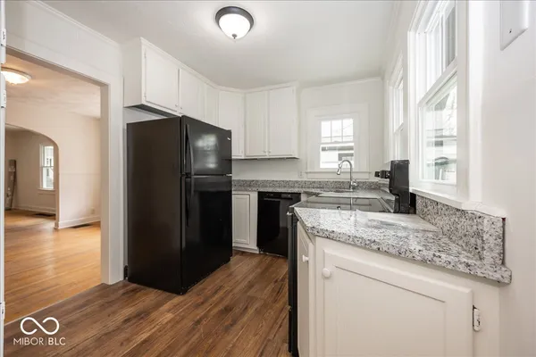 $2,600 | 6144 Winthrop Avenue, Indianapolis, IN 46220