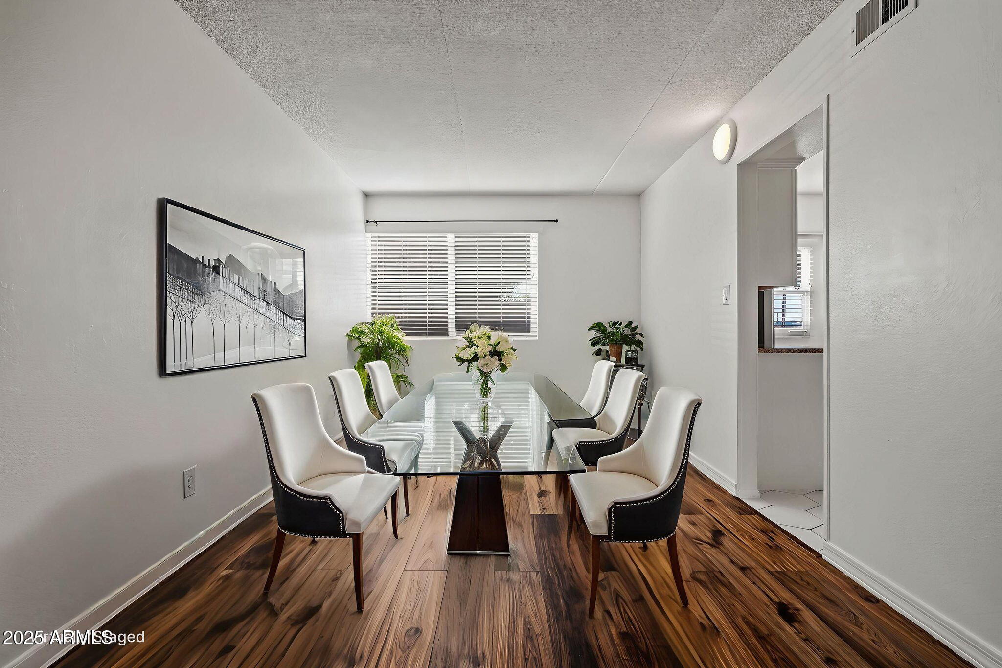 7141 North 16th Street, Unit 35 Phoenix, AZ 85020 - Photo 12 of 68 16-web-or-mls-11-web-or-mls-Done-37 virt