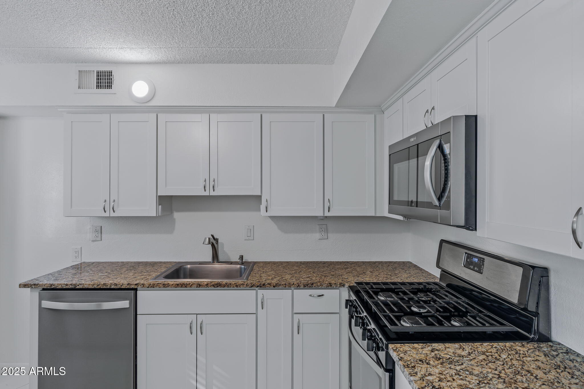 7141 North 16th Street, Unit 35 Phoenix, AZ 85020 - Photo 37 of 68 24-web-or-mls-Done-45