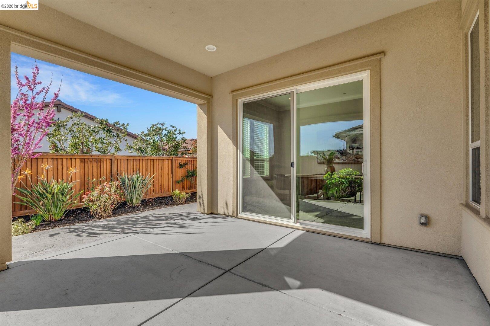 2002 Tempranillo Lane Brentwood, CA 94513 - Photo 29 of 39