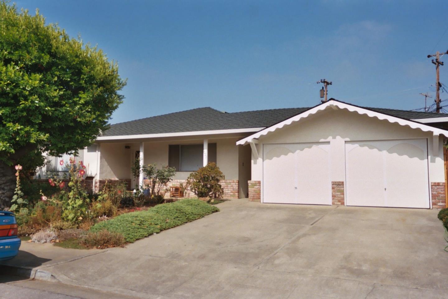 1020 Williams Way Mountain View, CA 94040 - Photo 1 of 7