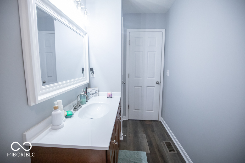 231 High Street North Vernon, IN 47265 - Photo 18 of 24