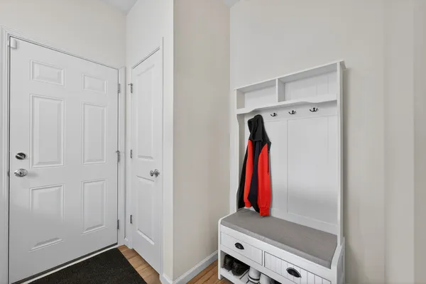 $499,900 | 2110 Silver Leaf Drive, Island Lake, IL 60042