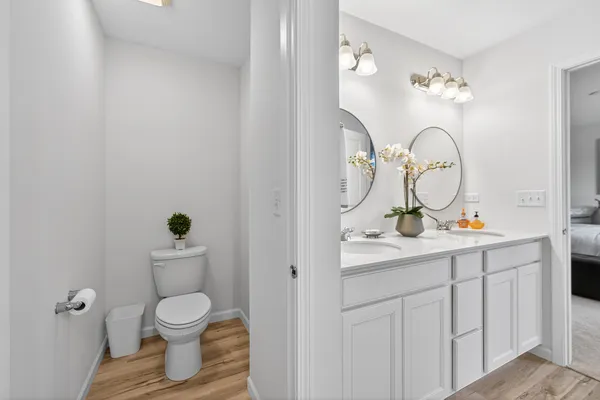 $499,900 | 2110 Silver Leaf Drive, Island Lake, IL 60042