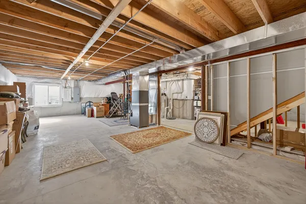 $499,900 | 2110 Silver Leaf Drive, Island Lake, IL 60042