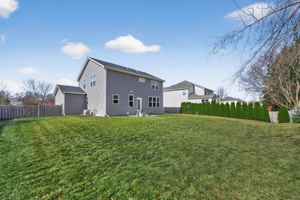 $499,900 | 2110 Silver Leaf Drive, Island Lake, IL 60042