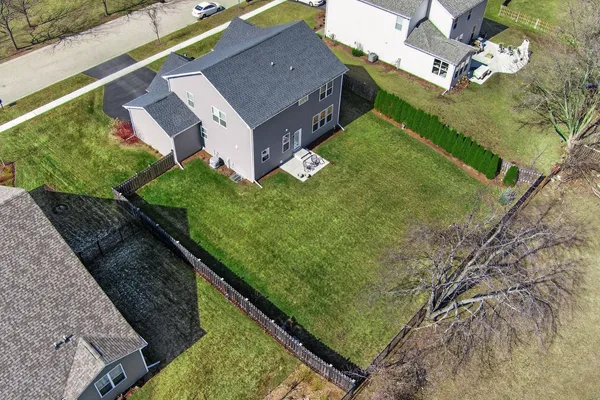 $499,900 | 2110 Silver Leaf Drive, Island Lake, IL 60042