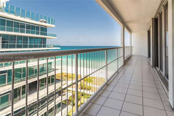 $4,300 | 9341 Collins Avenue, Unit 1204, Surfside, FL 33154