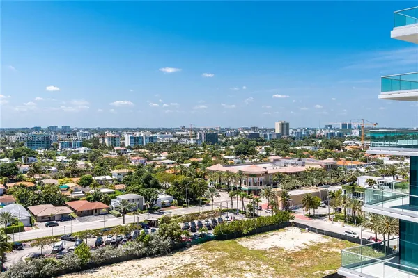 $4,300 | 9341 Collins Avenue, Unit 1204, Surfside, FL 33154