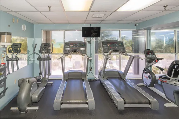 $4,300 | 9341 Collins Avenue, Unit 1204, Surfside, FL 33154