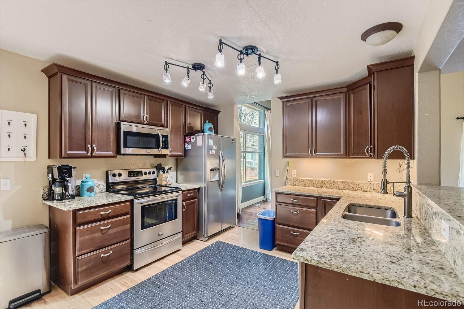 2308 Hyacinth Road Highlands Ranch, CO 80129 - Photo 10 of 30 Gallery Image 10