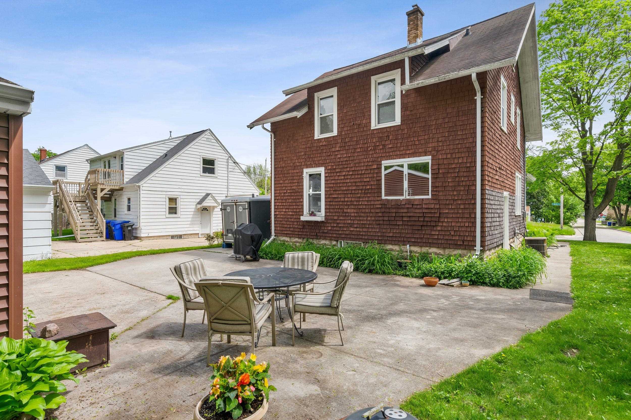 1631 North Alvin Street Appleton, WI 54911 - Photo 4 of 34