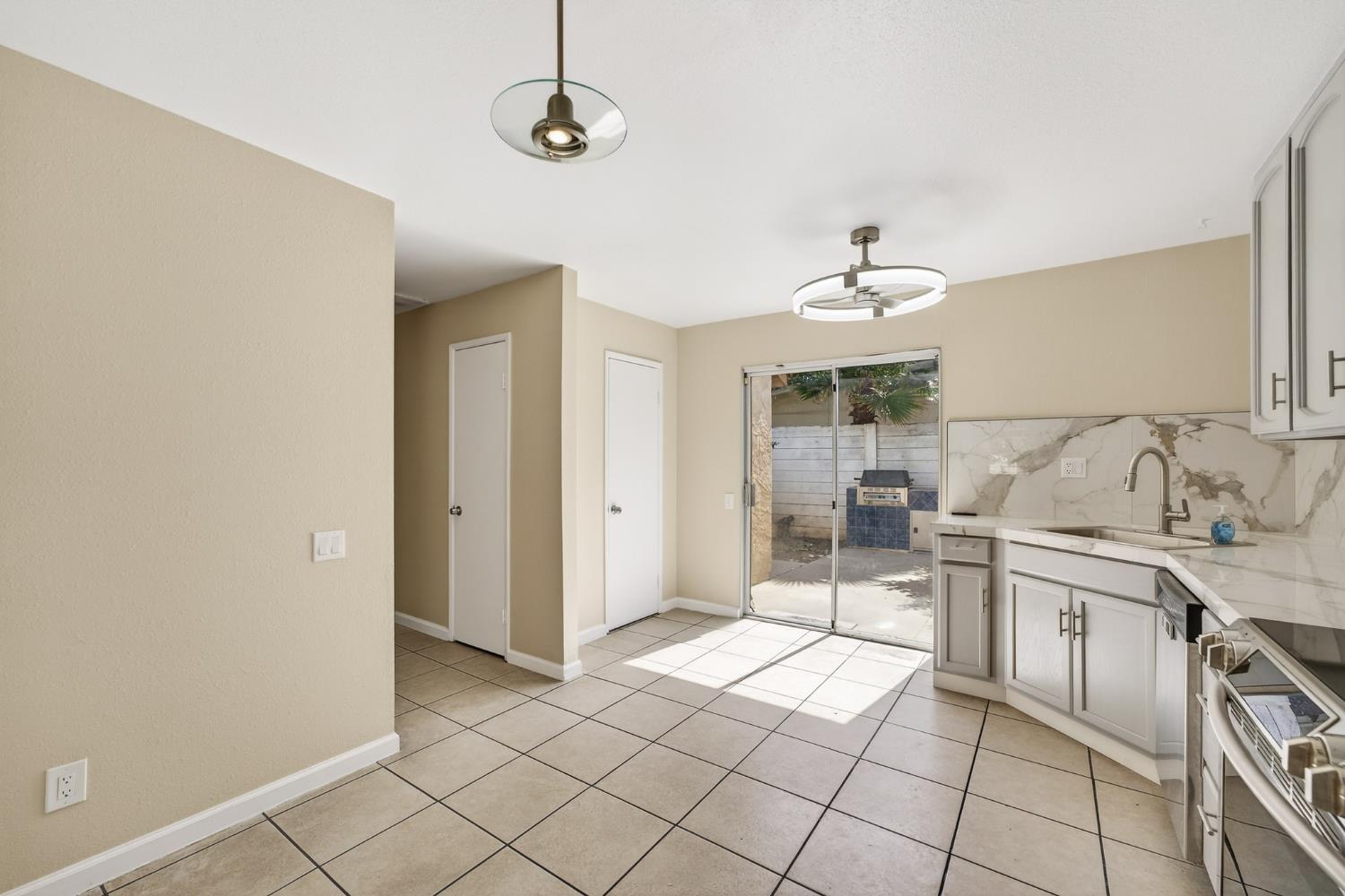 2104 Sharon Way Modesto, CA 95350 - Photo 13 of 28