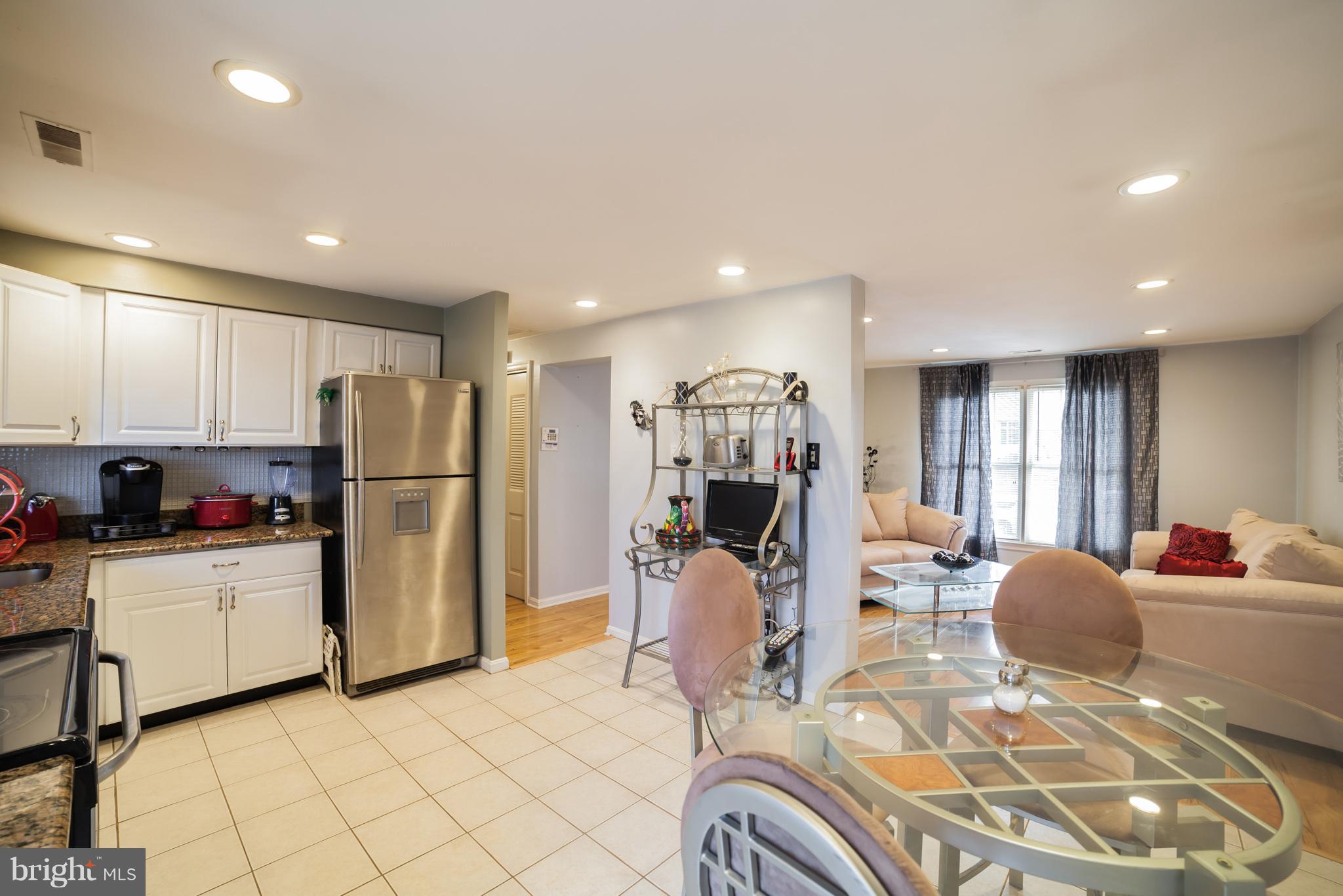 3606 Clifmar Road Baltimore, MD 21244 - Photo 7 of 23