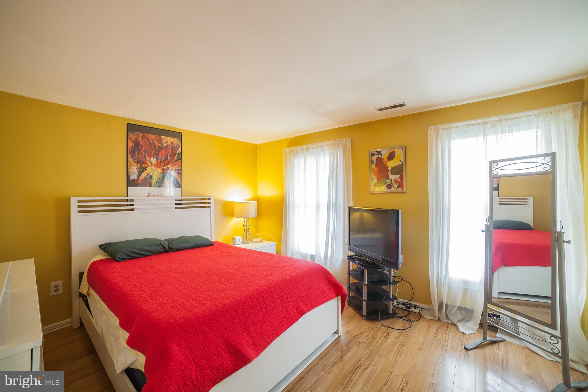 3606 Clifmar Road Baltimore, MD 21244 - Photo 9 of 23
