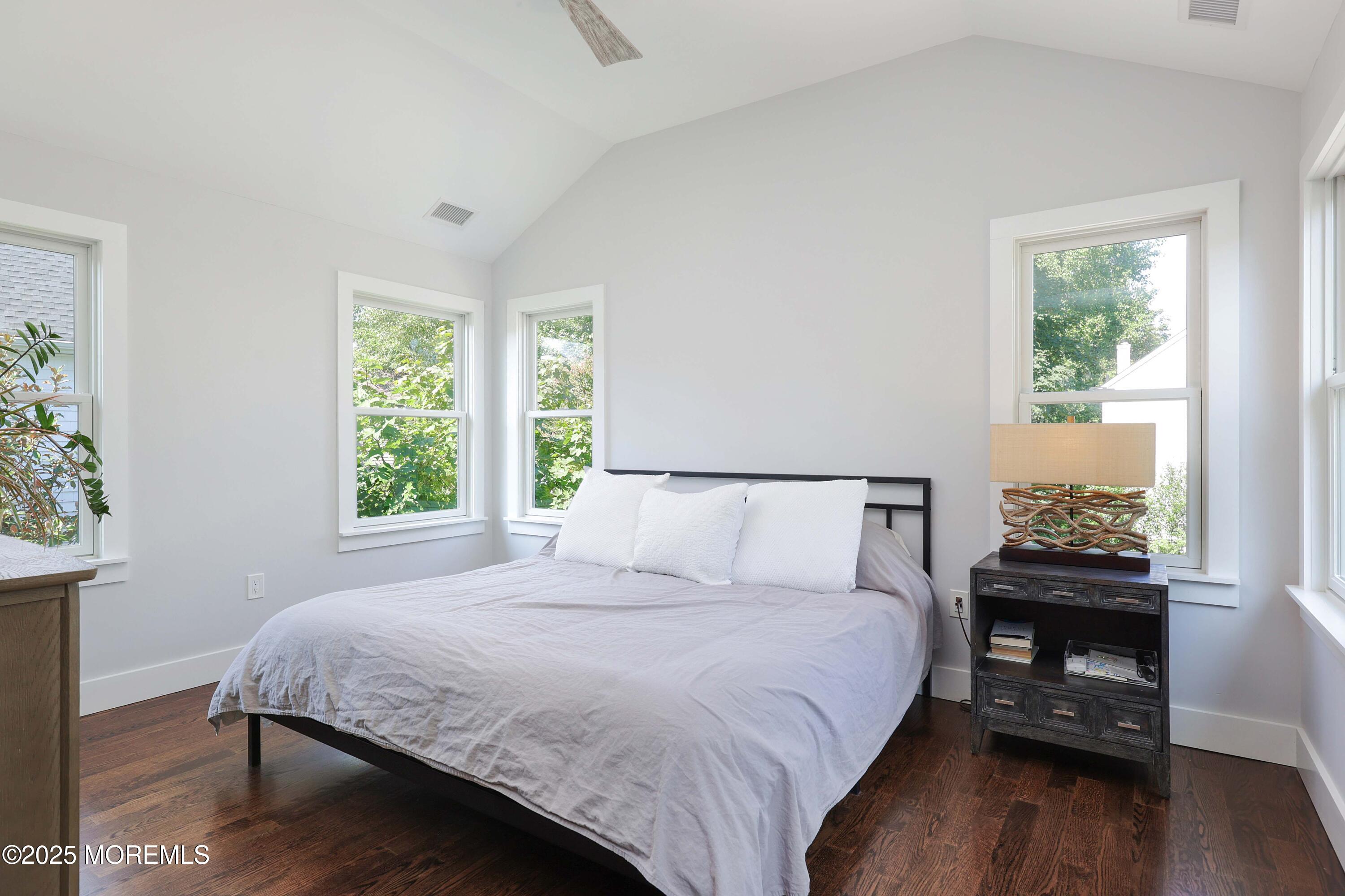 42 Ridge Road Rumson, NJ 07760 - Photo 12 of 34 Primary