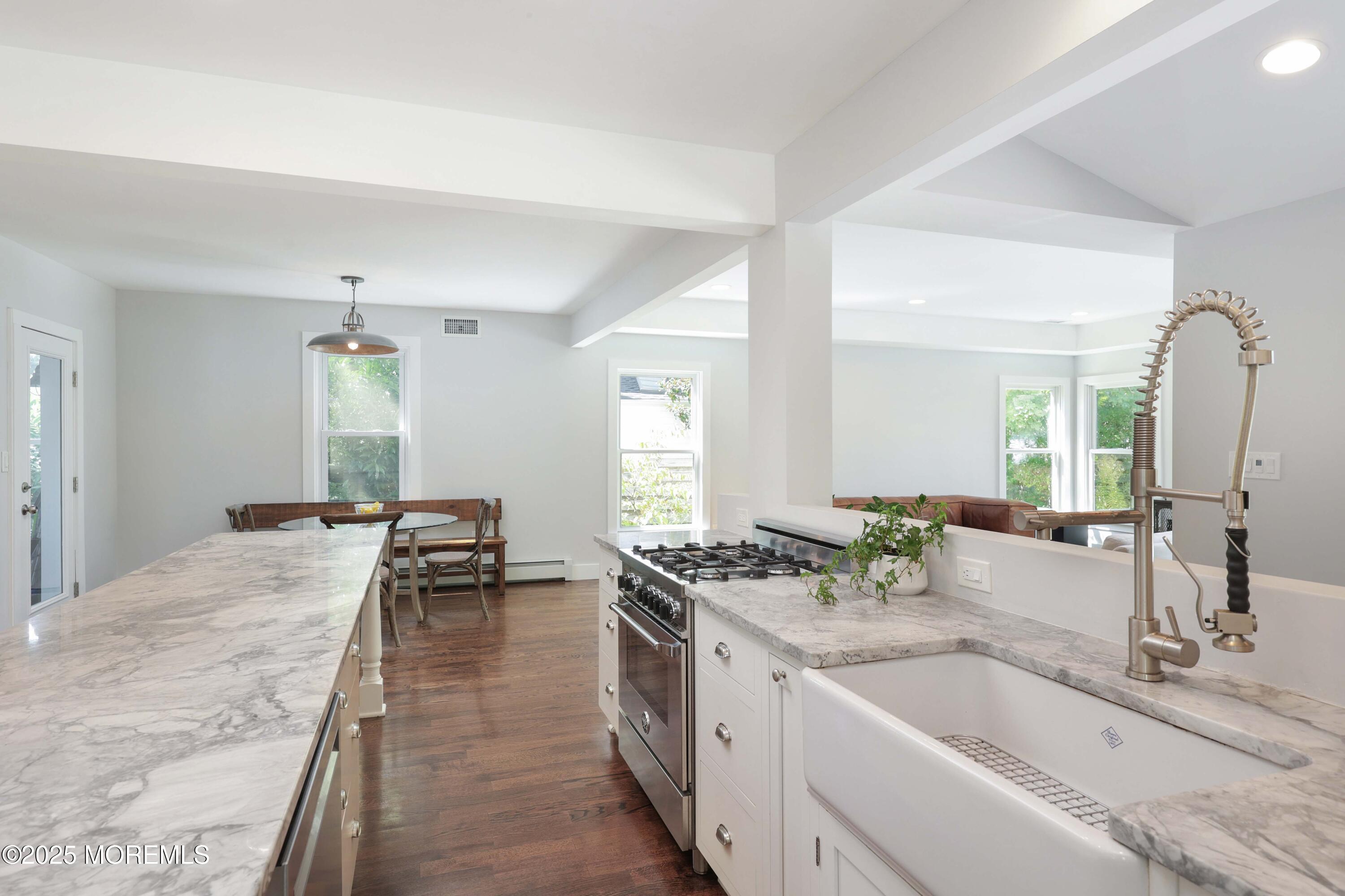 42 Ridge Road Rumson, NJ 07760 - Photo 4 of 34 Shaws Farm House Sink