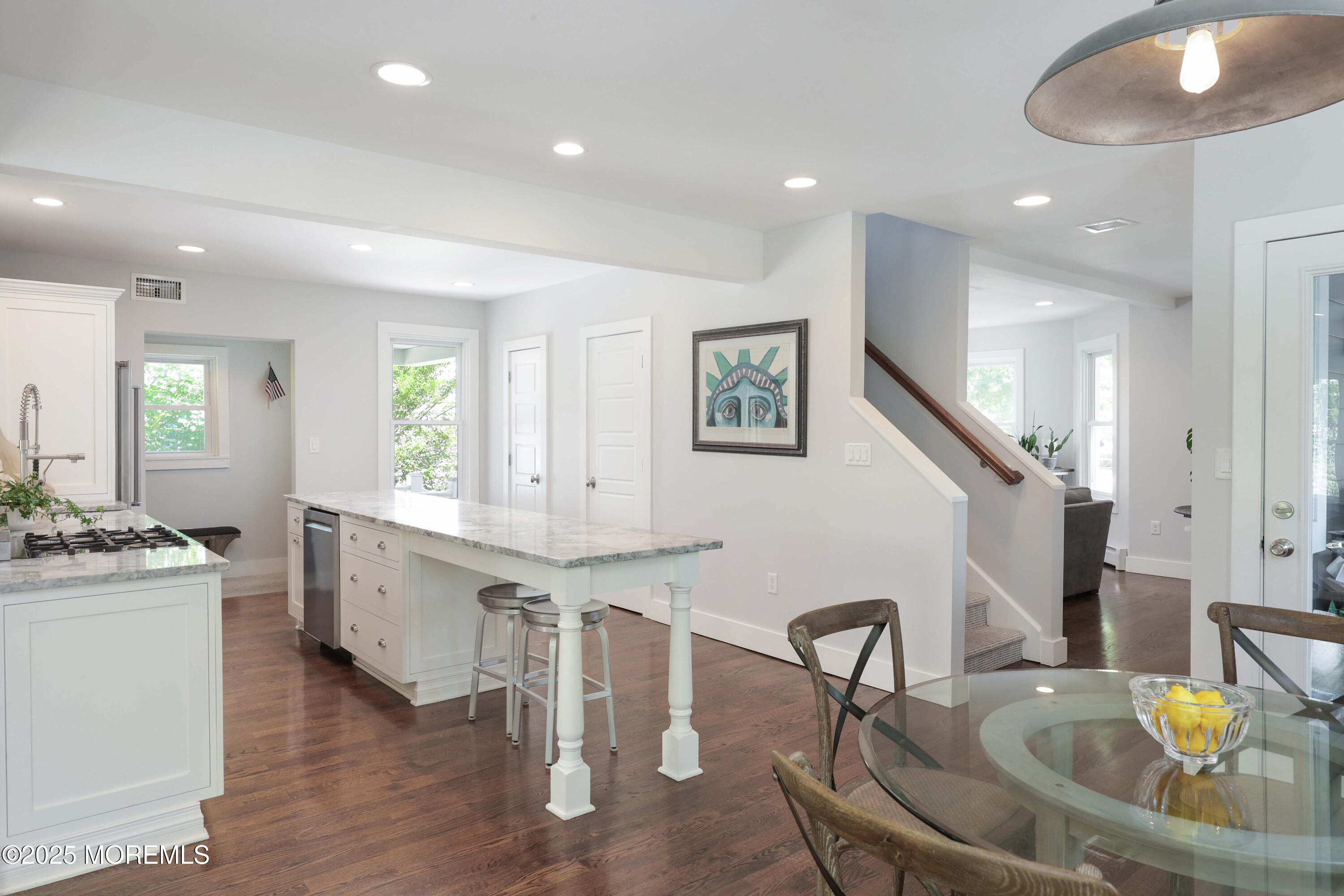 42 Ridge Road Rumson, NJ 07760 - Photo 6 of 34 Oversized Windows