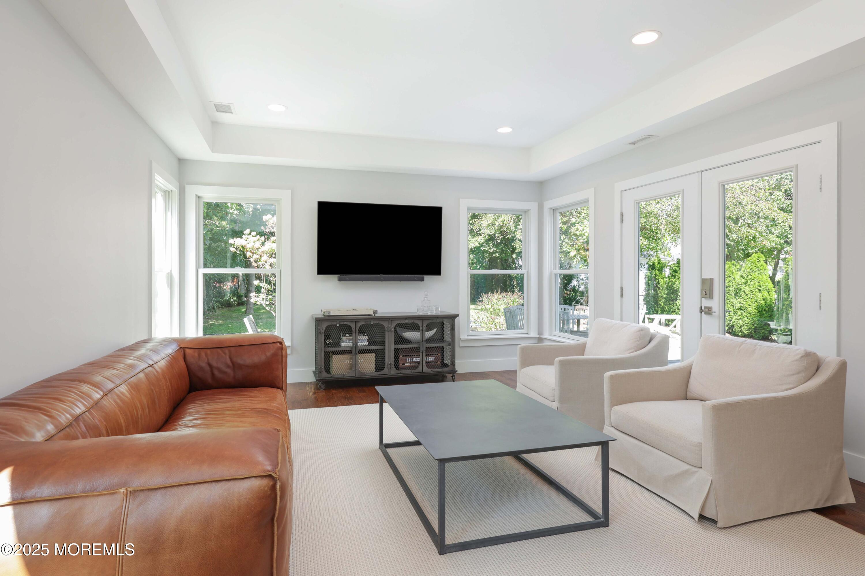 42 Ridge Road Rumson, NJ 07760 - Photo 8 of 34 Family Room