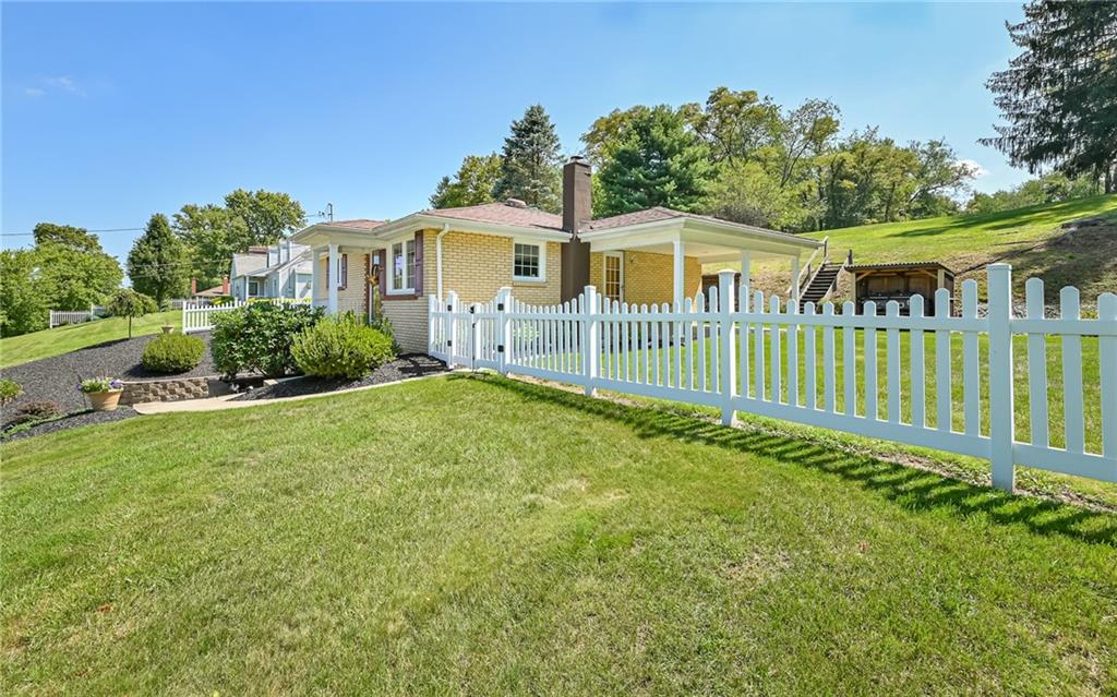 217 Ewings Mill Road Coraopolis, PA 15108 - Photo 3 of 25 Gallery Image 3