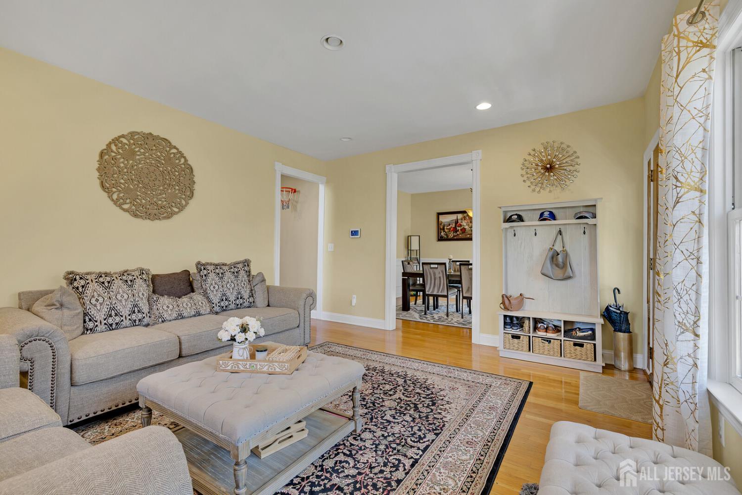 29 Tower Road Edison, NJ 08820 - Photo 6 of 49