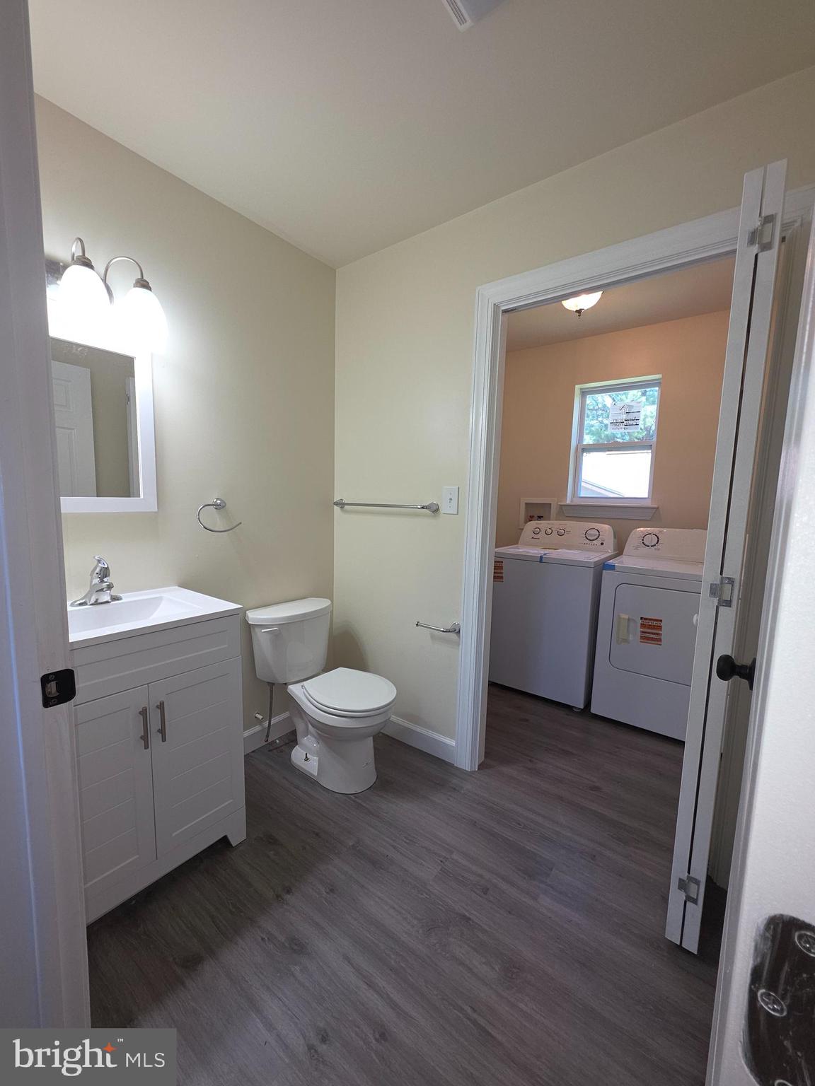26404 Franklin Road Crisfield, MD 21817 - Photo 13 of 26 Hallway Bathroom